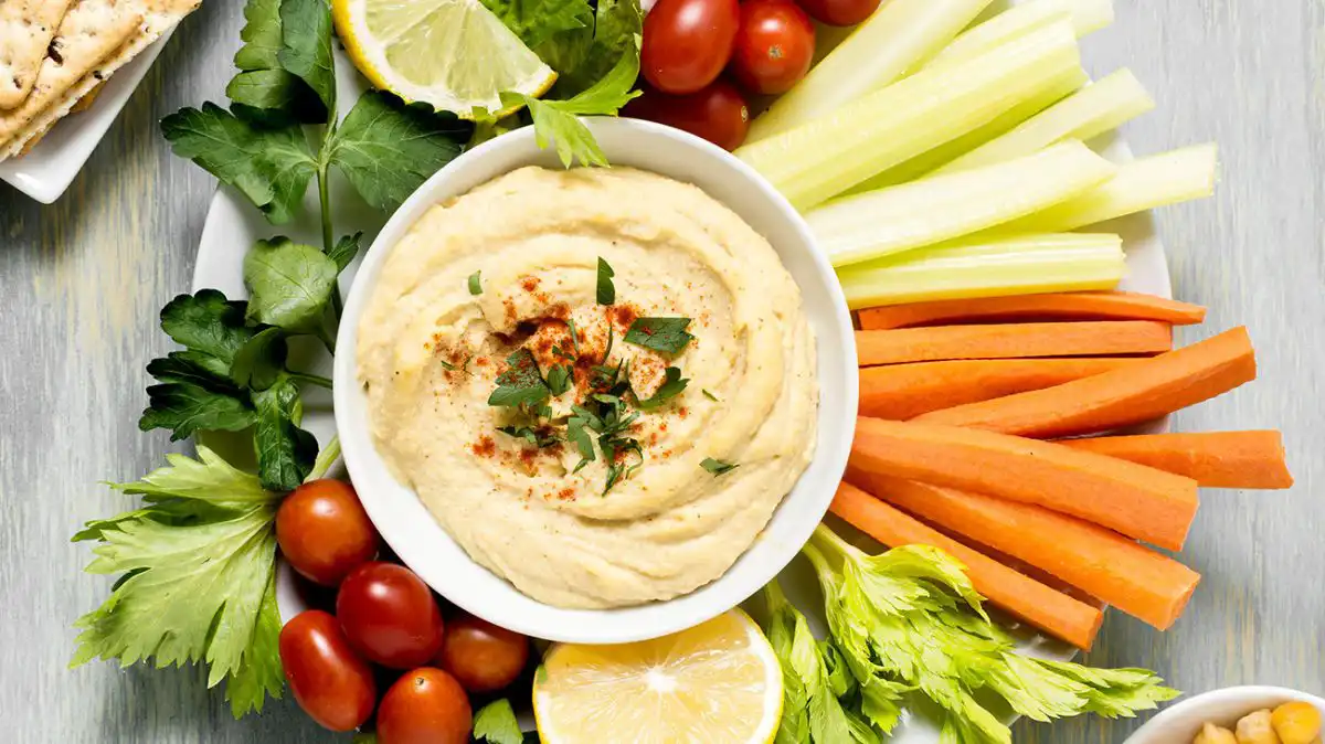 Hummus jako źródło dobrze przyswajalnego żelaza w diecie.
